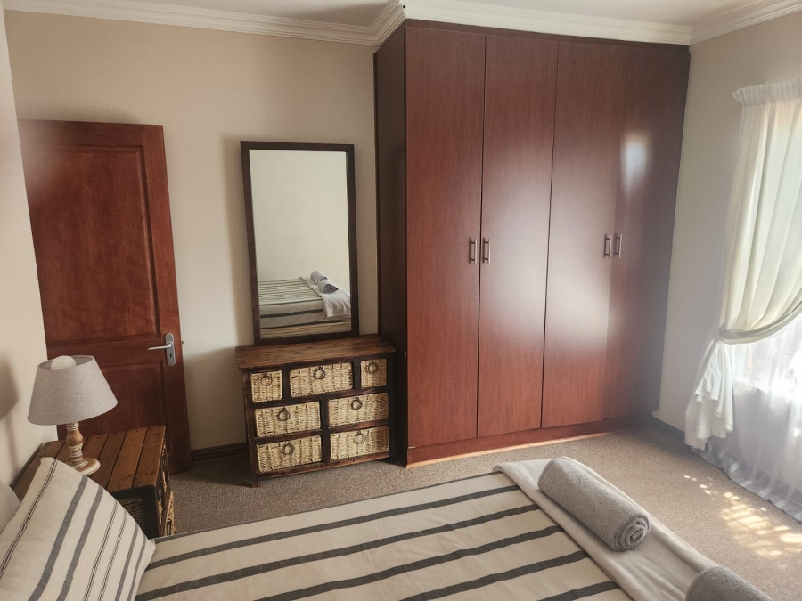 To Let 3 Bedroom Property for Rent in Pentagon Park Free State